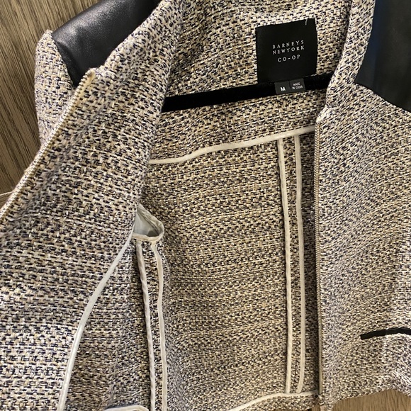 Tweed and Leather Jacket - Picture 7 of 14